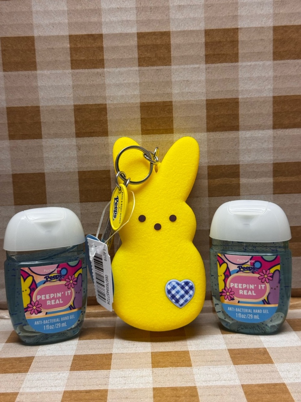NWT B&BW x PEEPS Marshmallow Pocketbac Keychain Sanitizer Holder & Two Refills